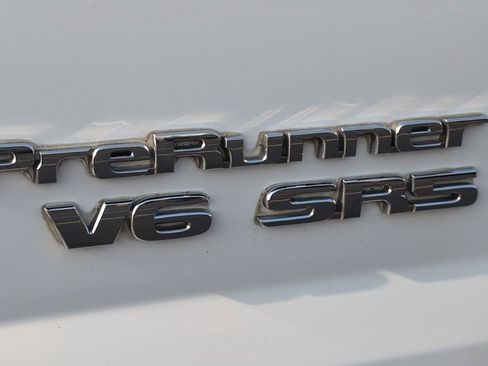 Used 2013 Toyota Tacoma PreRunner w/ SR5 Pkg RWD image 6
