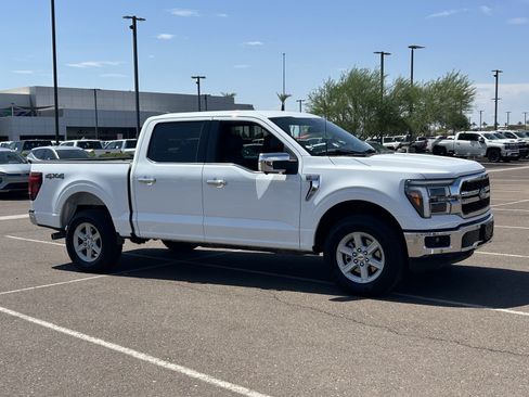 Used 2025 Ford F150 Lariat AWD/4WD image 7