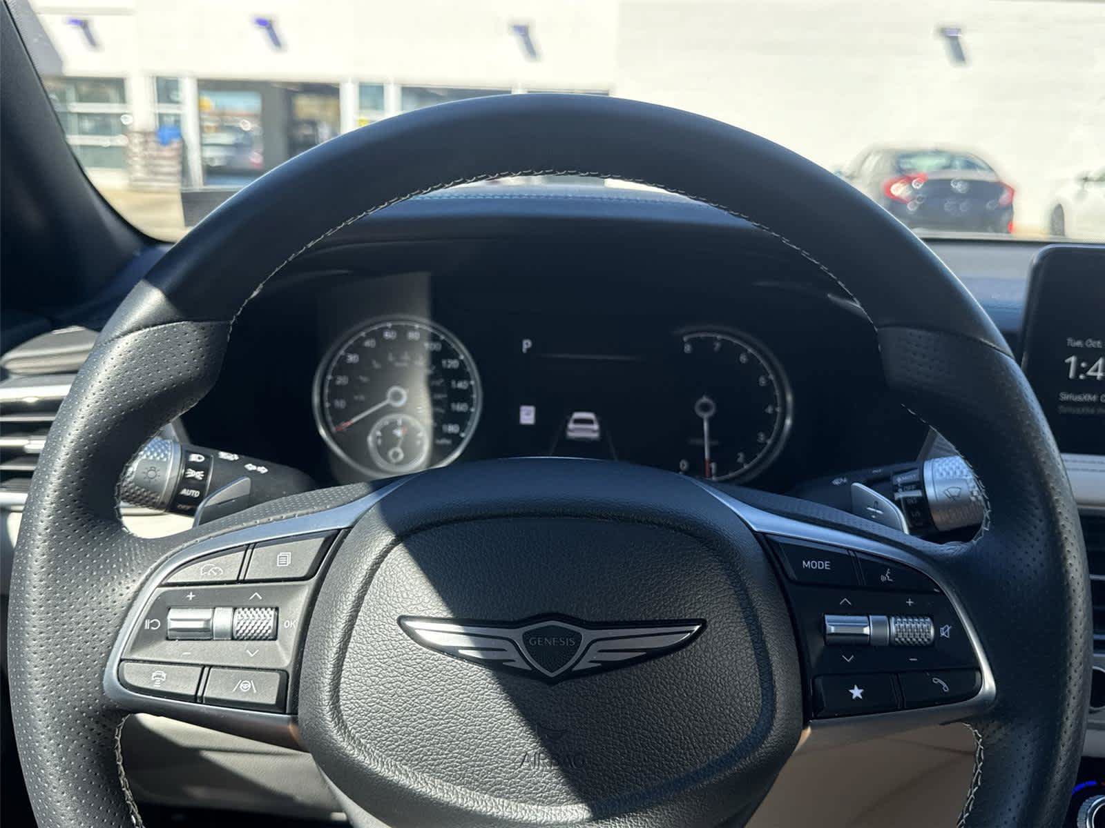 Used 2025 Genesis G70 2.5T AWD/4WD image 17