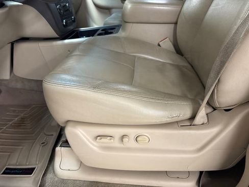 Used 2013 GMC Yukon SLT w/ SLT-2 Equipment Package image 12