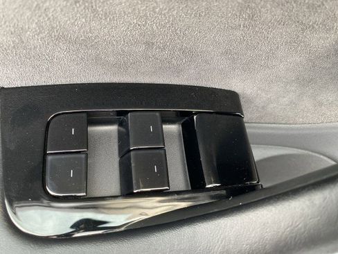 Used 2019 Tesla Model 3 Standard Range Plus image 22