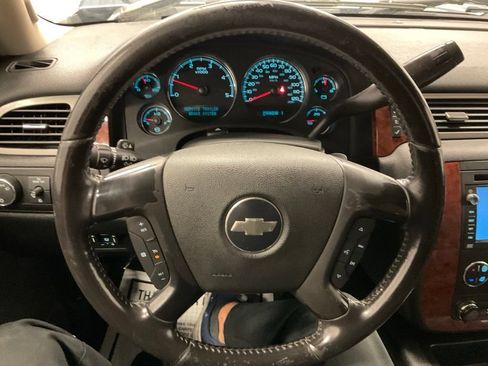 Used 2008 Chevrolet Silverado 2500 LTZ w/ Safety Package AWD/4WD image 13
