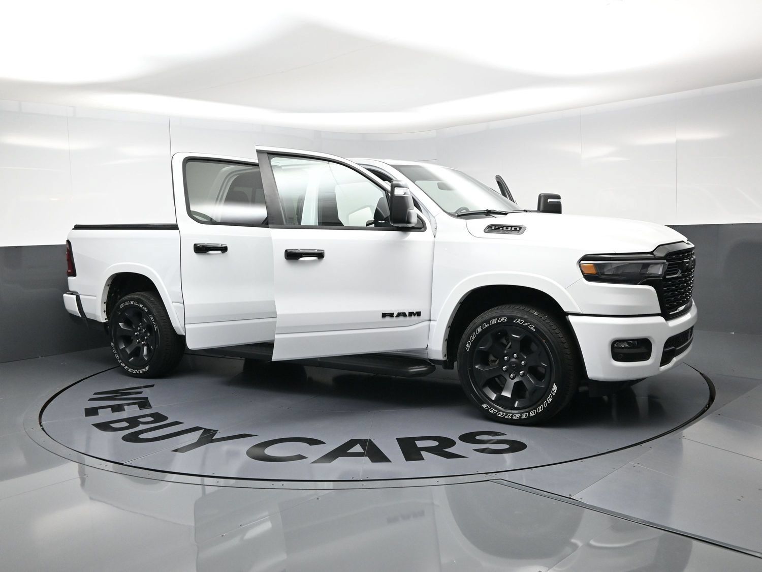 Used 2025 RAM 1500 Big Horn AWD/4WD image 24