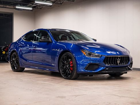 Used 2019 Maserati Ghibli S GranSport Q4 AWD/4WD image 7