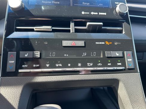 Used 2021 Toyota Avalon XSE FWD image 30