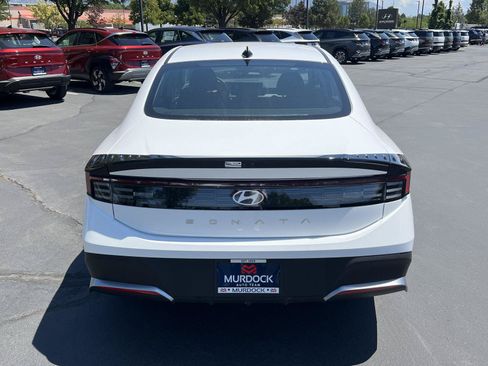 Certified 2026 Hyundai Sonata SE FWD image 9