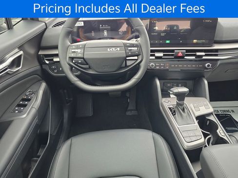 New 2026 Kia Sportage EX FWD image 13