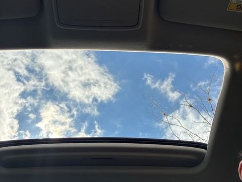 Used 2025 Honda Accord SE image 11