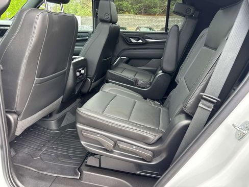 Used 2022 GMC Yukon Denali w/ Max Trailering Package AWD/4WD image 13