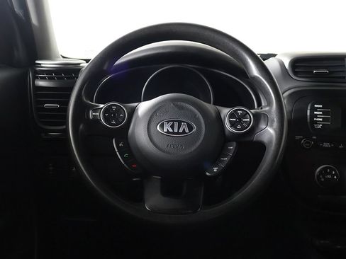 Used 2014 Kia Soul FWD image 28