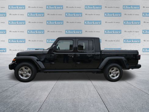 Used 2021 Jeep Gladiator Sport image 9