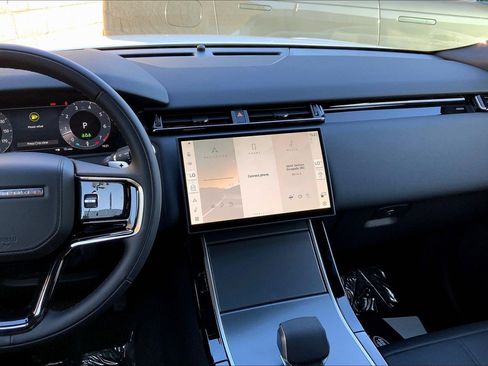 New 2026 Land Rover Range Rover Velar S image 8