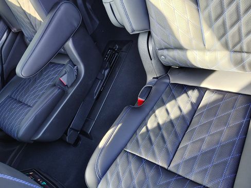 New 2025 Cadillac Escalade IQ Luxury 1 image 33