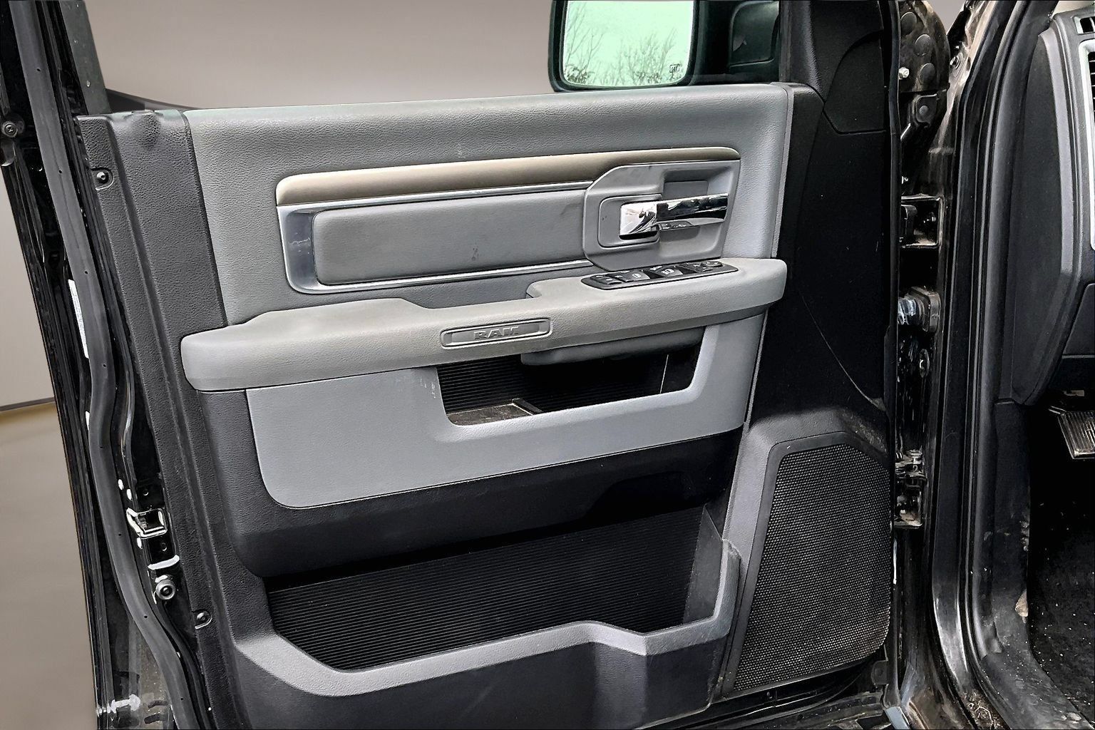 Used 2016 RAM 1500 Big Horn AWD/4WD image 12