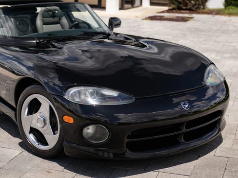 Used 1994 Dodge Viper RT/10 RWD image 4