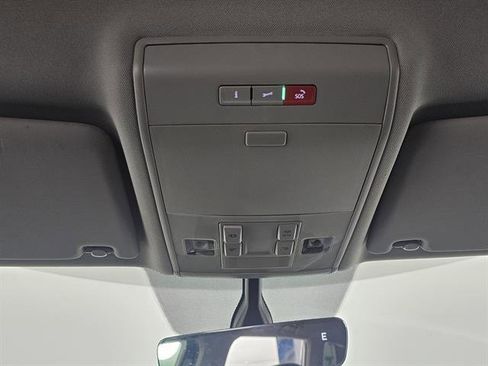 Used 2022 Volkswagen Atlas SE image 39