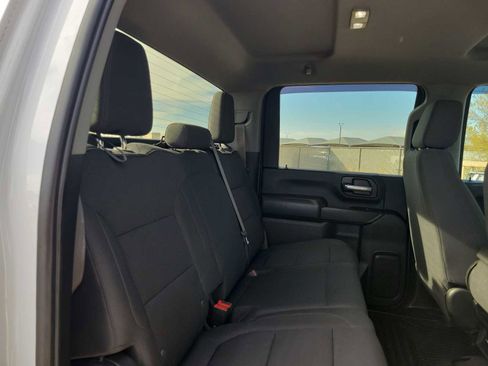 Used 2022 Chevrolet Silverado 2500 Custom w/ Gooseneck/5TH Wheel Package image 13