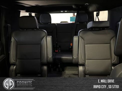 Used 2022 GMC Yukon XL Denali w/ Denali Ultimate Package image 36