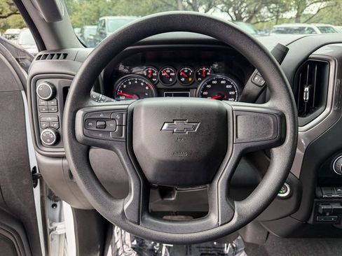 Used 2023 Chevrolet Silverado 1500 Custom Trail Boss image 9