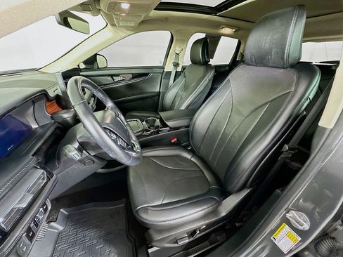 Used 2022 Lincoln Nautilus Reserve AWD/4WD image 28