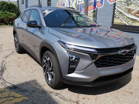 New 2026 Chevrolet Trax RS w/ Driver Confidence Package FWD image 19