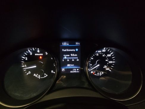 Used 2019 Nissan Rogue SV w/ Sun & Sound Touring Package image 23