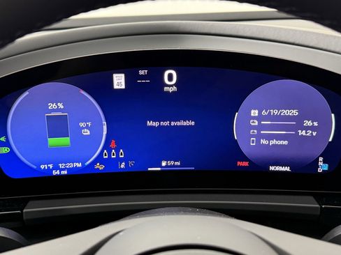 Certified 2025 Porsche Macan 4S Electric AWD/4WD image 22