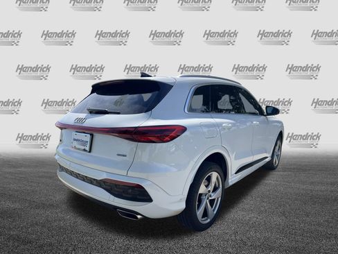 Used 2025 Audi Q5 Premium w/ Premium Plus AWD/4WD image 10