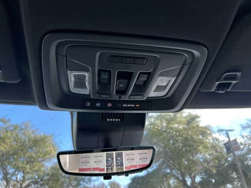 Used 2024 GMC Sierra 2500 AT4 w/ AT4 Premium Plus Package image 29