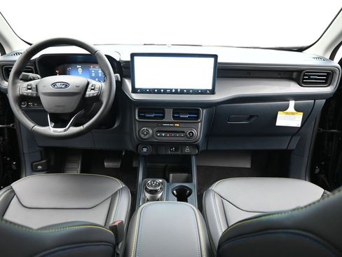 New 2026 Ford Maverick Lobo image 20