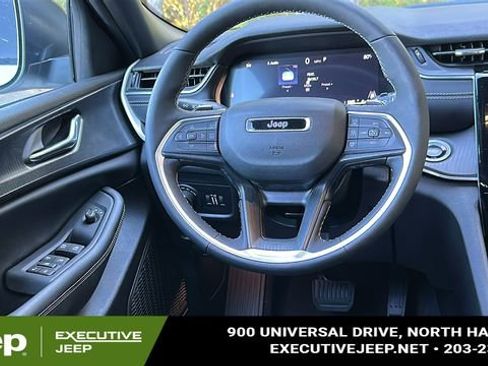 New 2025 Jeep Grand Cherokee Laredo X w/ Luxury Tech Group I image 25