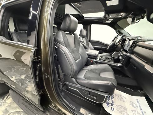 Used 2025 Ford F150 Raptor AWD/4WD image 30
