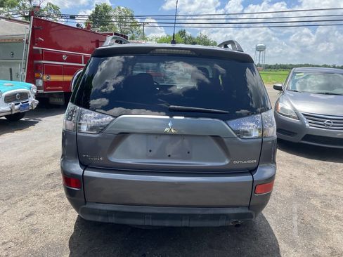 Used 2009 Mitsubishi Outlander ES image 7