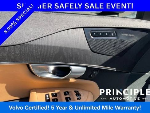 Certified 2024 Volvo XC90 B6 Ultimate w/ Lounge Package AWD/4WD image 15