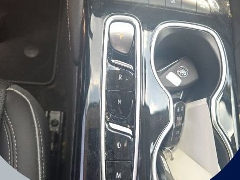 Used 2023 Buick Envision Essence FWD image 13