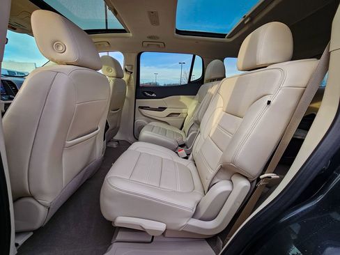 Certified 2023 GMC Acadia Denali w/ Denali Ultimate Package image 37