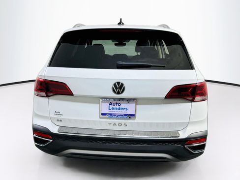 Used 2023 Volkswagen Taos SE FWD image 6