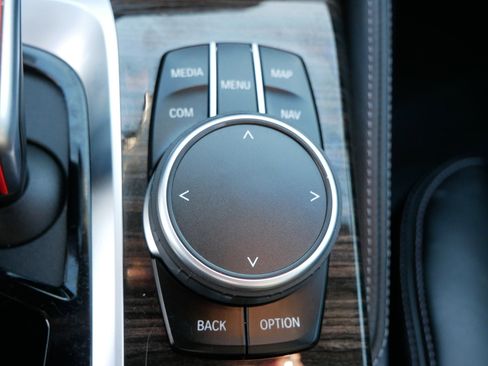 Used 2020 BMW M5 w/ Executive Package image 31