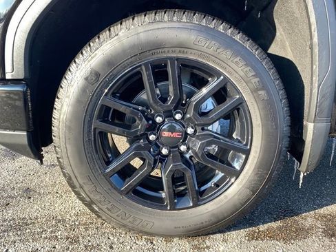 Used 2024 GMC Sierra 1500 Elevation image 21