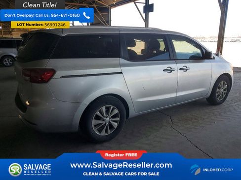 Used 2015 Kia Sedona LX w/ LX Convenience Package FWD image 4