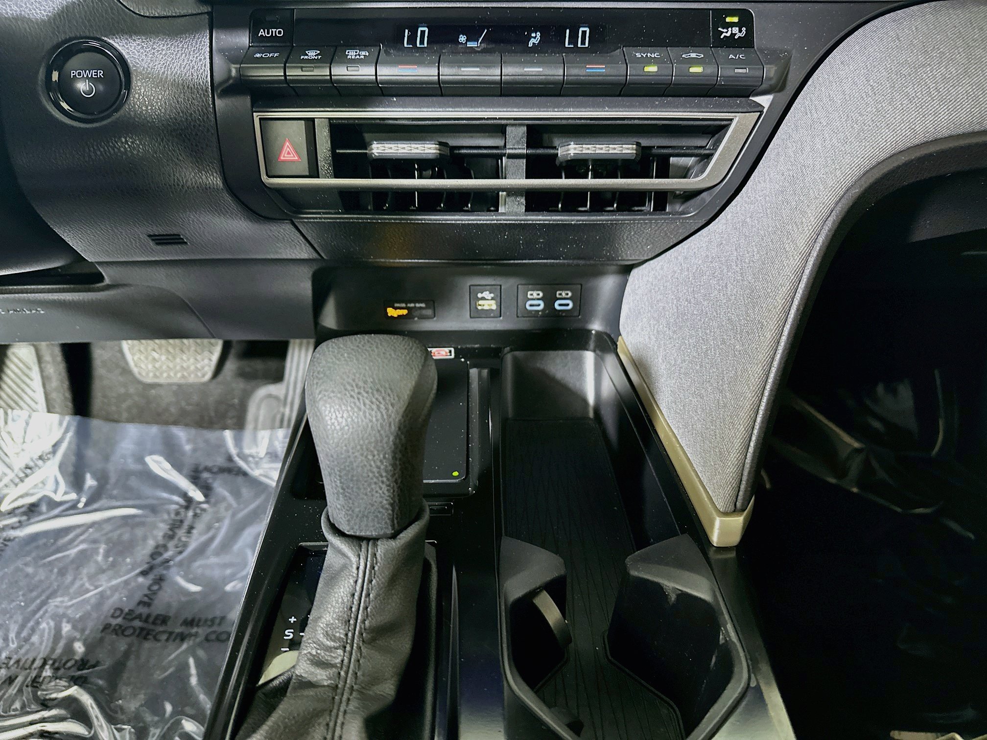 Used 2025 Toyota Camry LE w/ Convenience Package FWD image 23