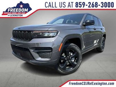 Used 2023 Jeep Grand Cherokee Altitude