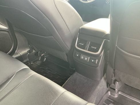 Used 2022 Subaru Outback Limited w/ Popular Package #2 AWD/4WD image 19