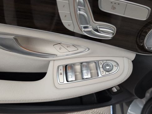 Used 2017 Mercedes-Benz C 300 Sedan image 18