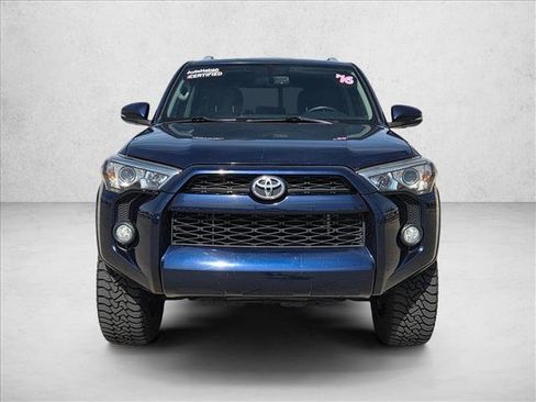 Used 2016 Toyota 4Runner SR5 Premium image 2