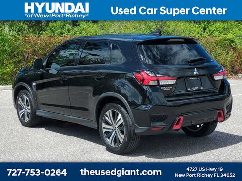 Used 2024 Mitsubishi Outlander Sport ES AWD/4WD image 3