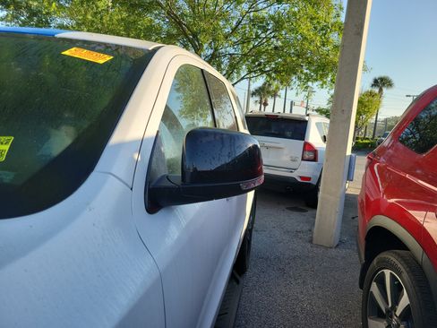 Used 2021 Dodge Durango GT image 26