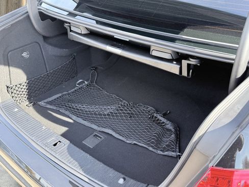 Used 2014 Mercedes-Benz E 350 Sedan image 66