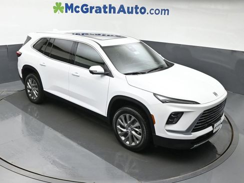 New 2026 Buick Enclave Preferred w/ Power Package image 3