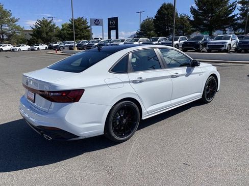 New 2027 Volkswagen Jetta GLI Autobahn FWD image 32